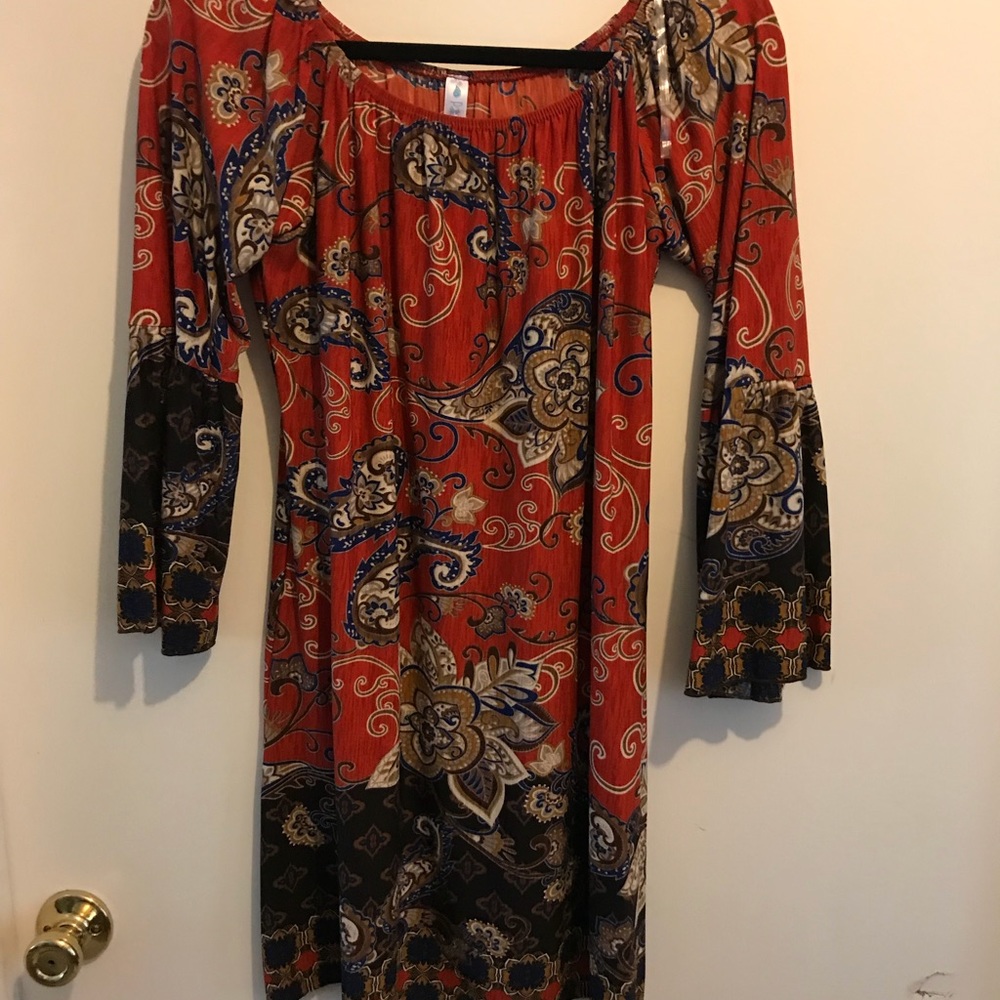Women’s dress
